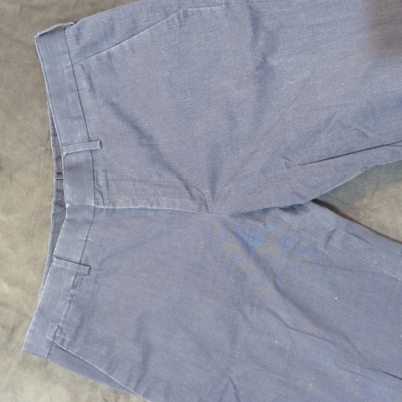 Express Innovator in Navy, Size 30x30 - Picture 4 of 6